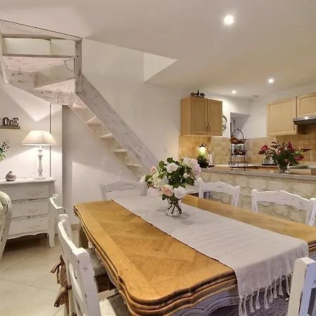 Les Gites D'etaville Holiday home Sottevast