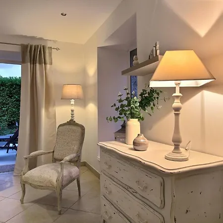 Holiday home Les Gites D'etaville