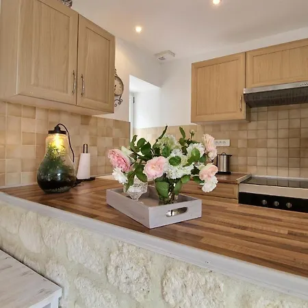 Holiday home Les Gites D'etaville