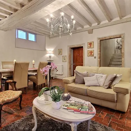 Les Gites D'etaville Holiday home Sottevast