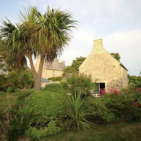 Holiday home Les Gites D'etaville *